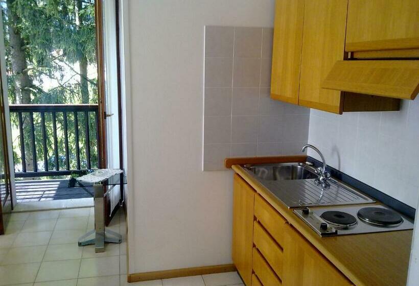 סוויטה עם מרפסת, Casa St Uldarico