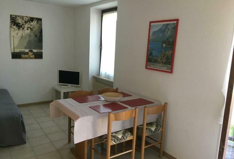 סוויטה עם מרפסת, Casa St Uldarico