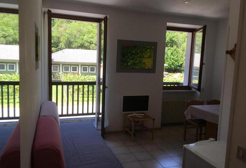 סוויטה עם מרפסת, Casa St Uldarico