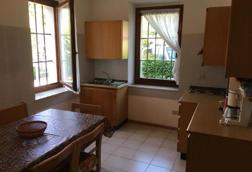 דירת חדר בקומת קרקע, Casa St Uldarico