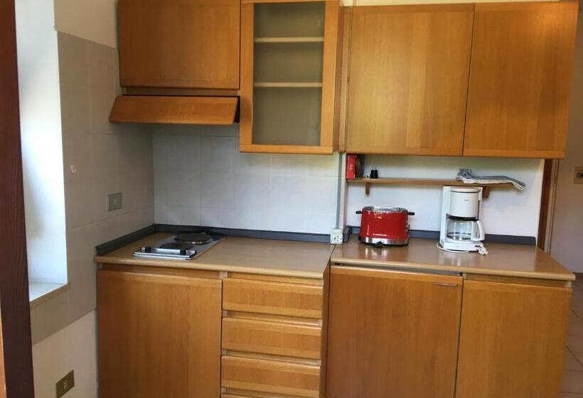 דירת חדר בקומת קרקע, Casa St Uldarico