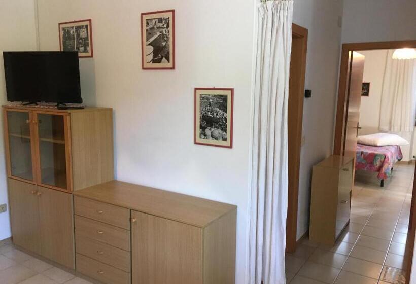 Апартаменты 1 Спальня Нижний Этаж, Casa St Uldarico