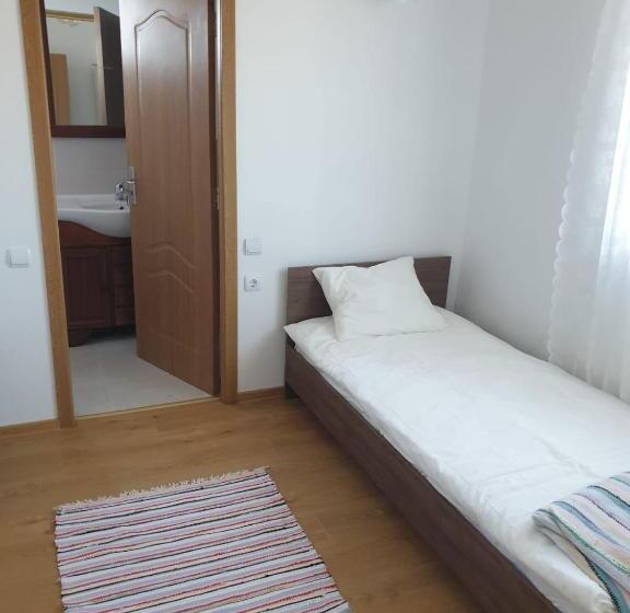 스탠다드 싱글 룸, Casuta De La Munte