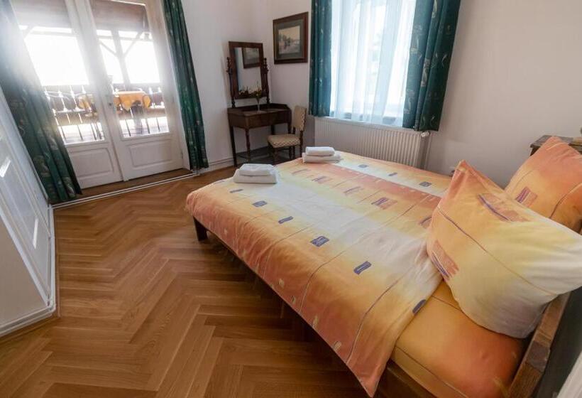 חדר סטנדרט, Flanderhof Manor