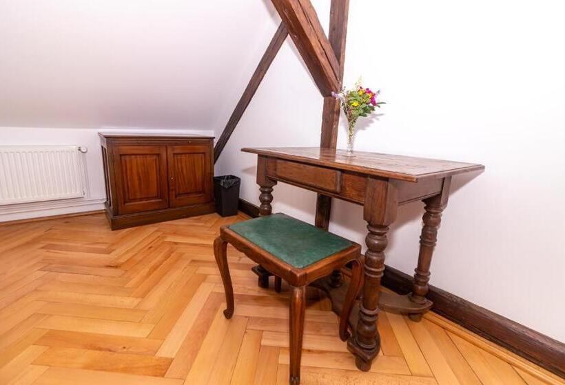 חדר סטנדרט, Flanderhof Manor