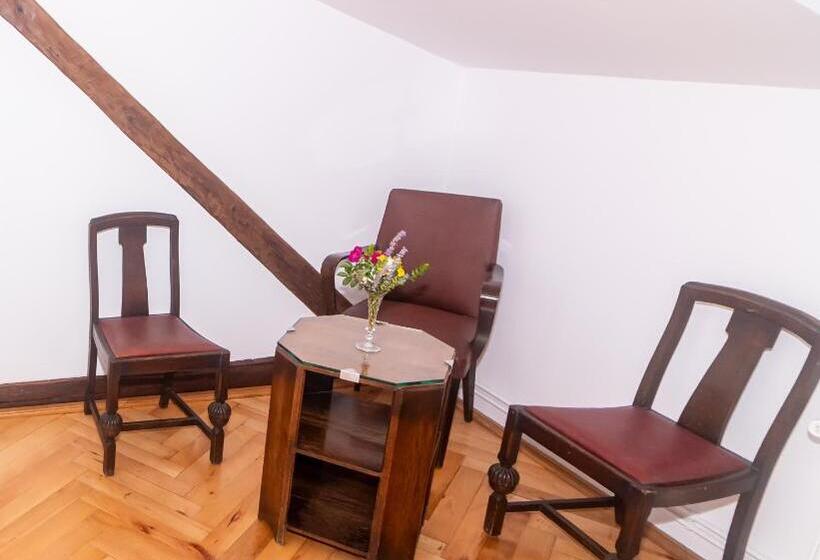 Номер Стандарт, Flanderhof Manor