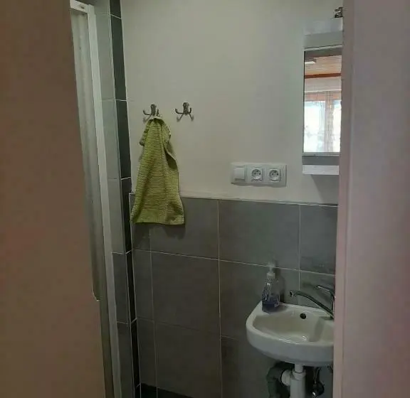 Appartement met 1 Slaapkamer, Rulfik