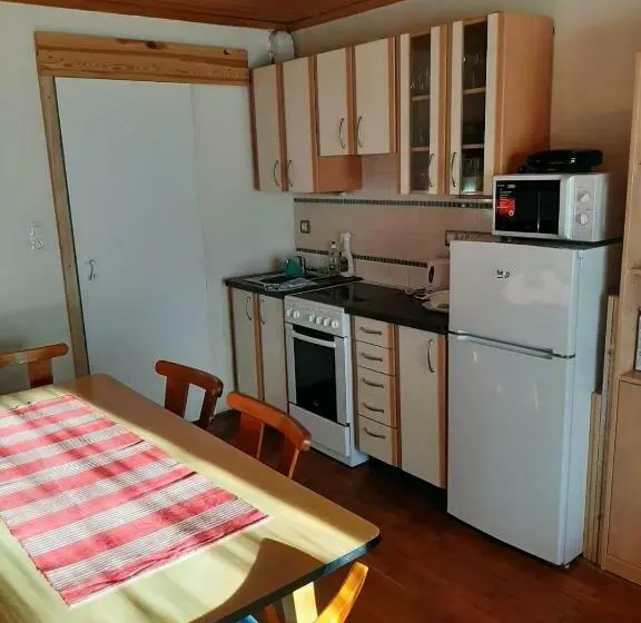 Appartement met 1 Slaapkamer, Rulfik