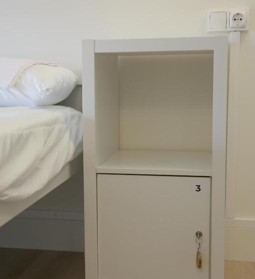 스탠다드 룸 공동 욕실, Aterpe Kanpezu Hostel