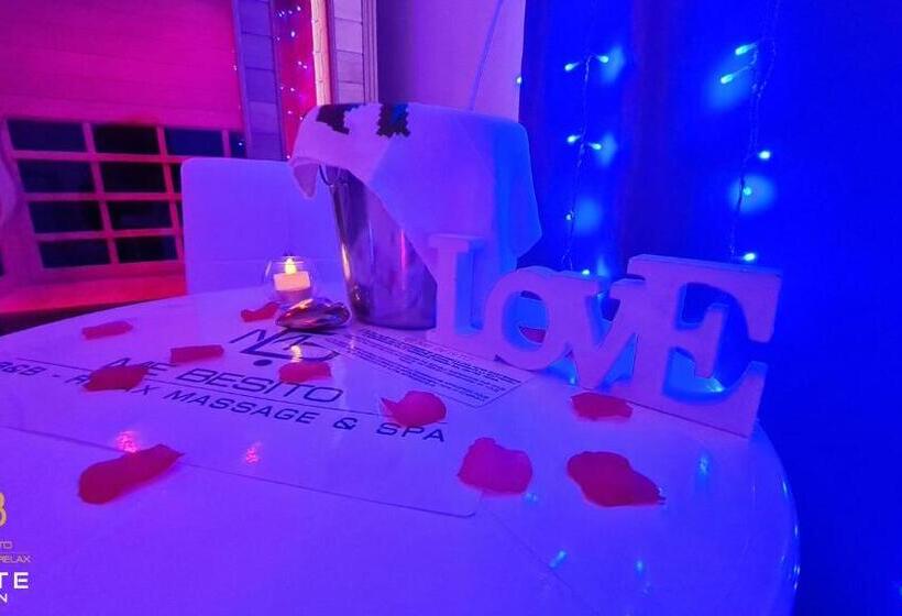 غرفة قياسية مزوَّدة بجاكوزي, Mé Besito