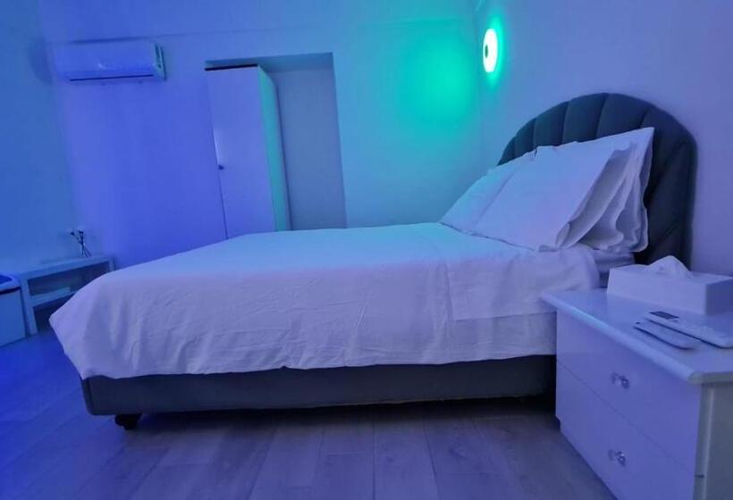 غرفة ديلوكس, Mé Besito