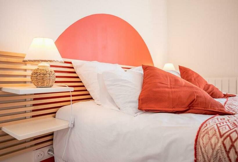 Семейный Номер, Chambres Et Table D Hôtes Les Jardins De La Longagne