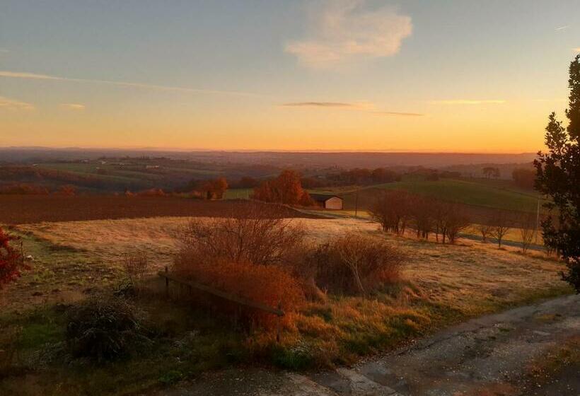 Семейный Номер, Chambres Et Table D Hôtes Les Jardins De La Longagne