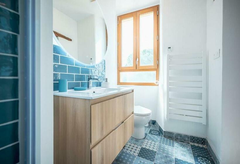 Номер Стандарт, Chambres Et Table D Hôtes Les Jardins De La Longagne