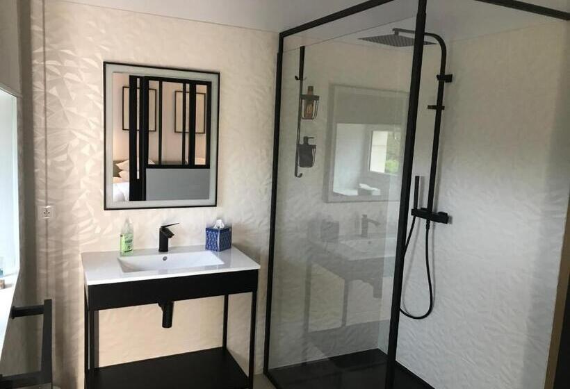 חדר דחוקס עם מיטת קינג, Le Petit Caviste   Chambres D Hôtes & Suites