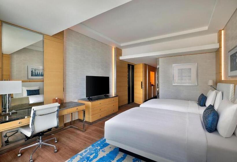 اتاق خانوادگی تودرتو, Marriott Resort Palm Jumeirah, Dubai