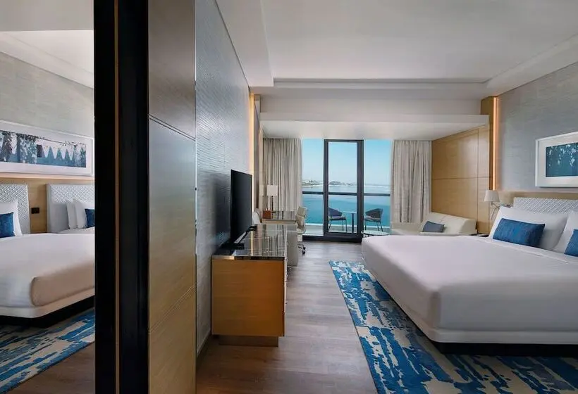 اتاق خانوادگی تودرتو, Marriott Resort Palm Jumeirah, Dubai