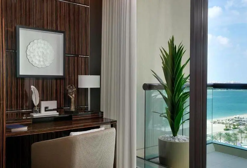 اتاق رویال, Marriott Resort Palm Jumeirah, Dubai