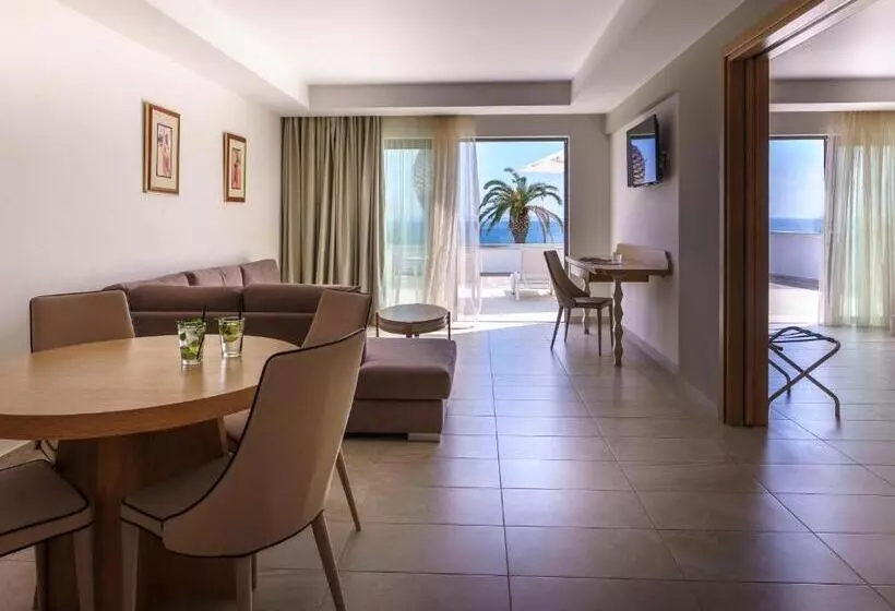 スイート（家族用）, Elinotel Sermilia Resort