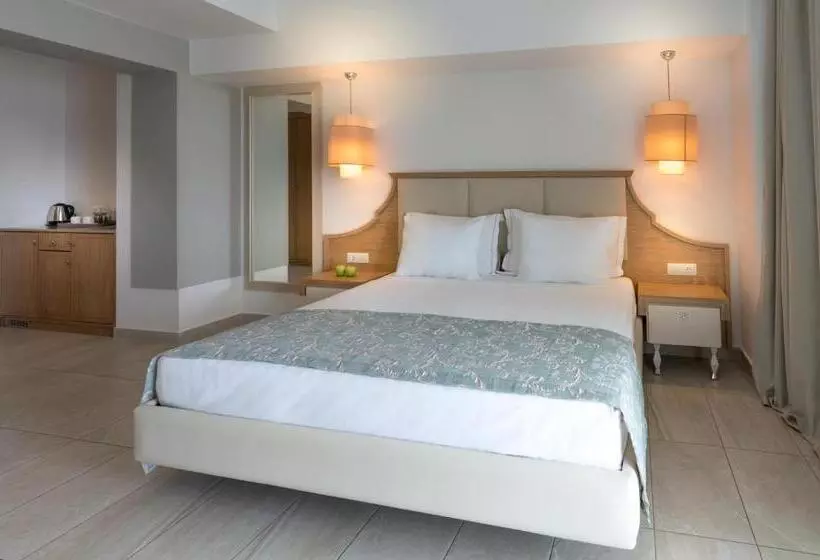 オーシャンビュースイート, Elinotel Sermilia Resort