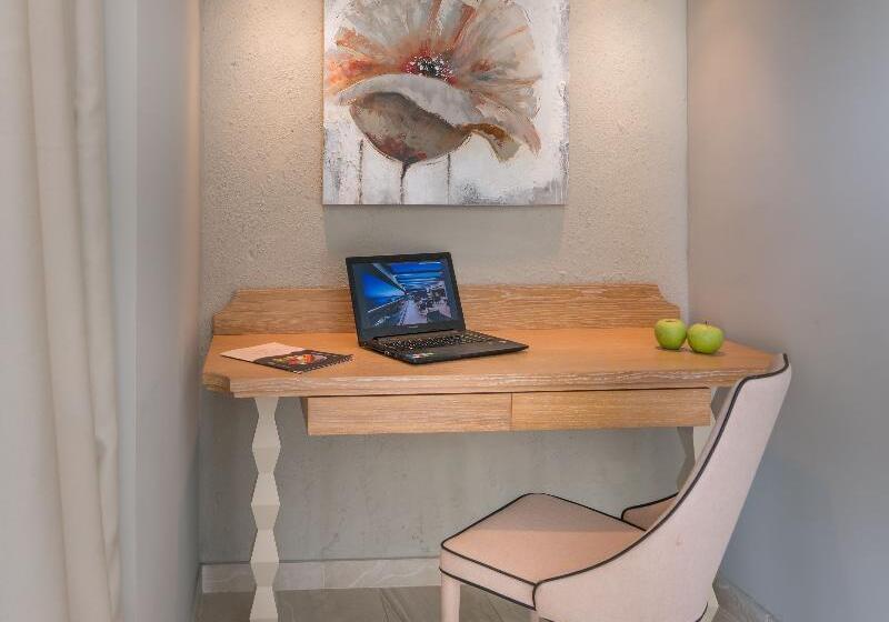 جناح مطلّ علي البحر, Elinotel Sermilia Resort