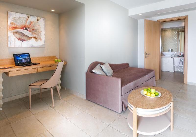 جناح مطلّ علي البحر, Elinotel Sermilia Resort