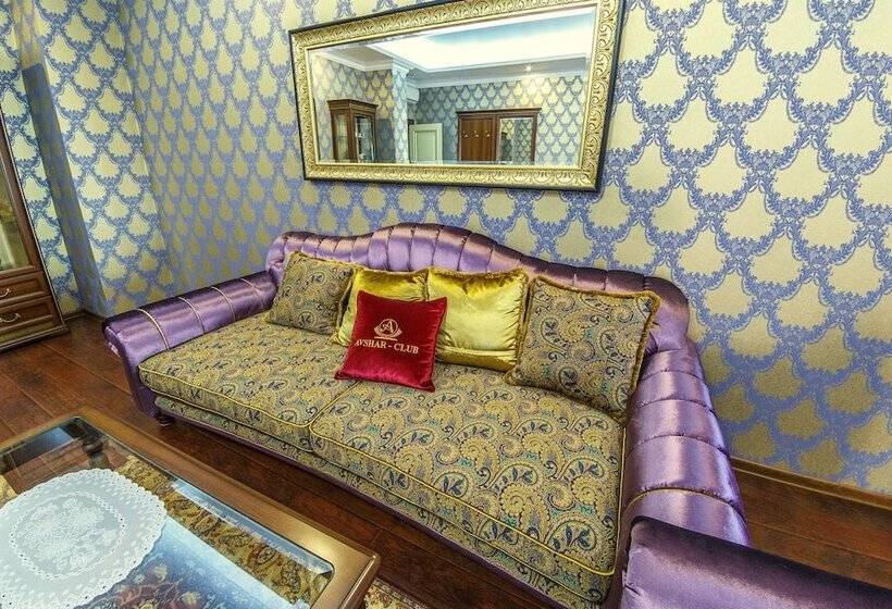 سوئیت پرزیدنت, Avshar