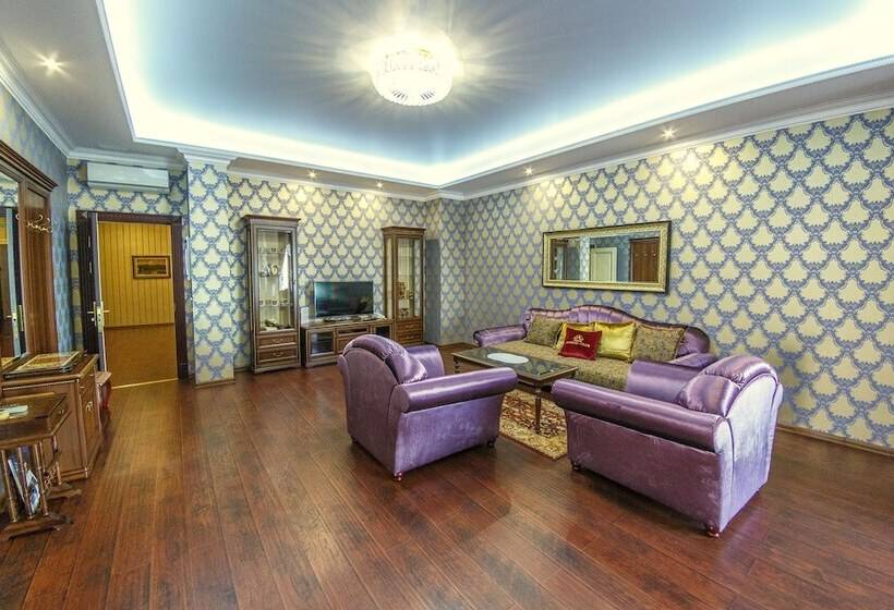 سوئیت پرزیدنت, Avshar