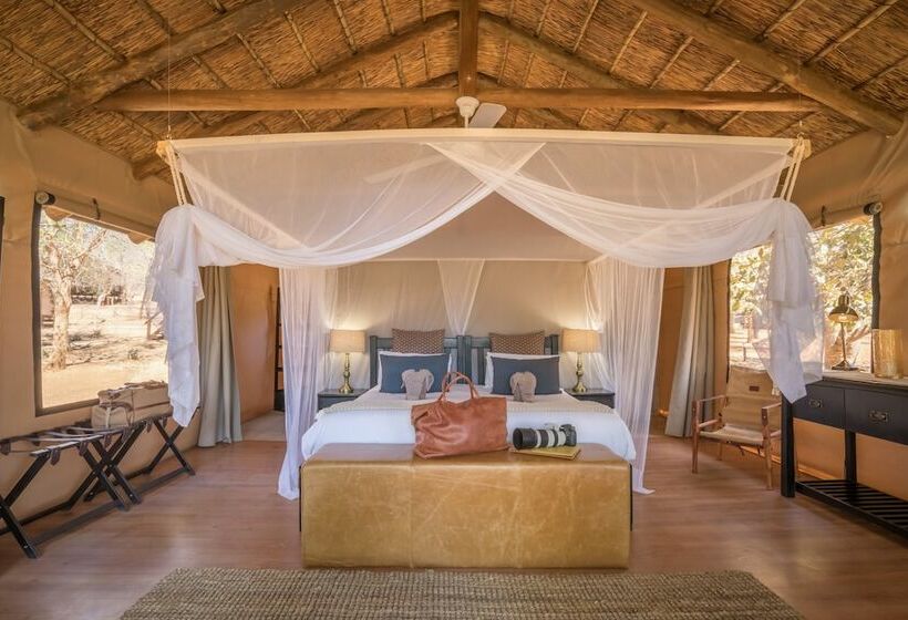 Deluxe Tent, Karongwe Portfolio Chisomo Safari Camp