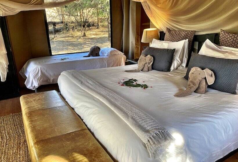 Deluxe Tent, Karongwe Portfolio   Chisomo Safari Camp