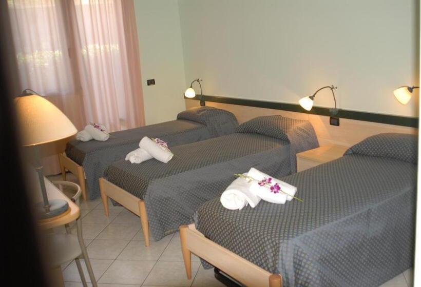 スタンダードトリプルルーム, Gran Delta Di Alba Invest Srl