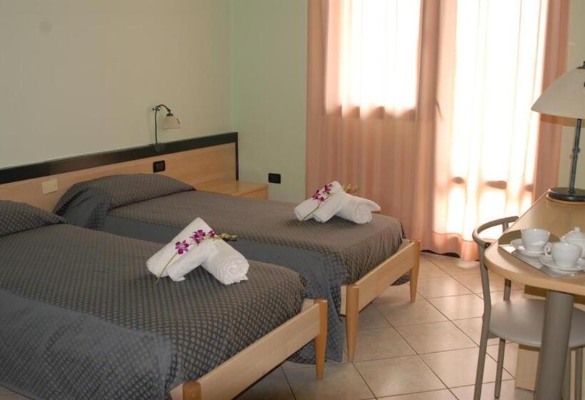 スタンダードルーム, Gran Delta Di Alba Invest Srl