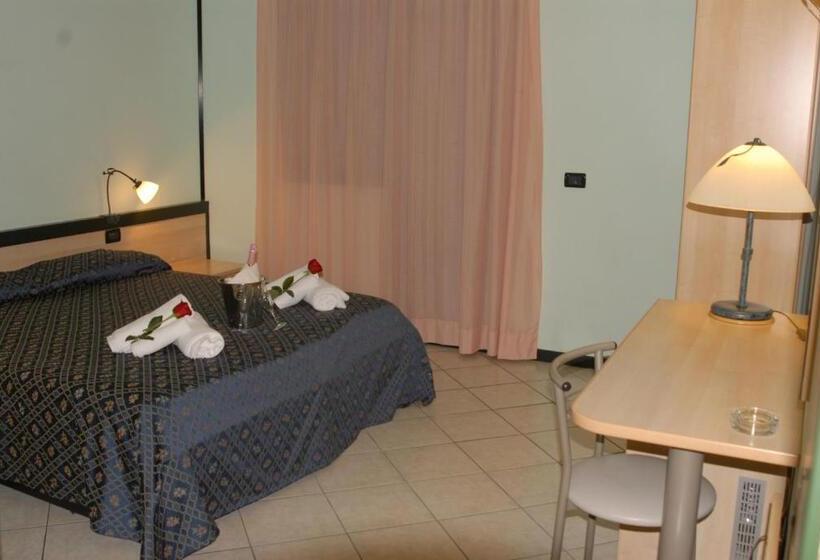 スタンダードルーム, Gran Delta Di Alba Invest Srl