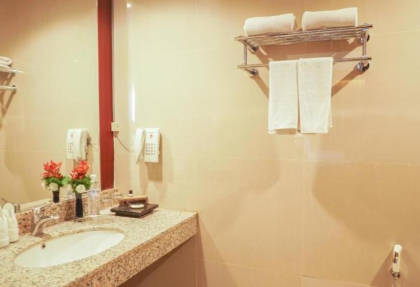 디럭스 룸, Grand Rocky Hotel Bukittinggi