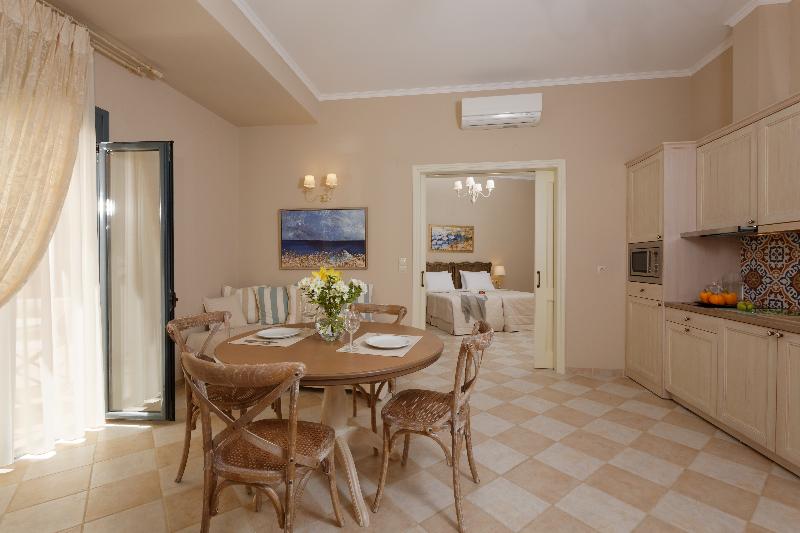 جناح إدارى, Ionia Suites