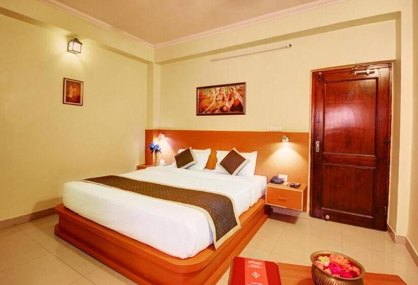 デラックスルーム, Jaisingh Palace