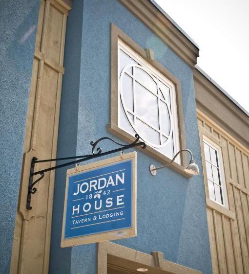 غرفة قياسية, Jordan House