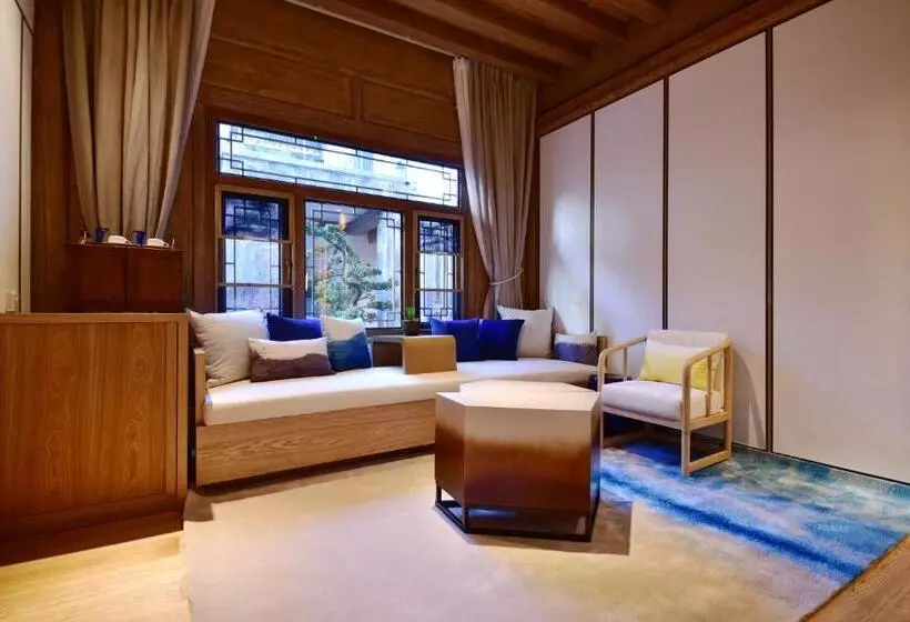 デラックスルーム, Lux Tea Horse Road Lijiang