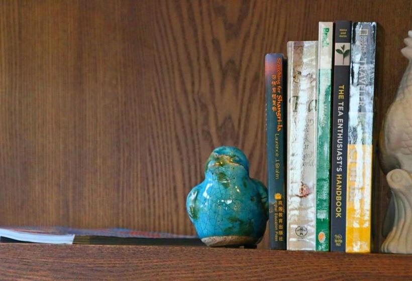 Полулюкс, Lux Tea Horse Road Lijiang