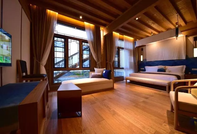 ジュニアスイート, Lux Tea Horse Road Lijiang