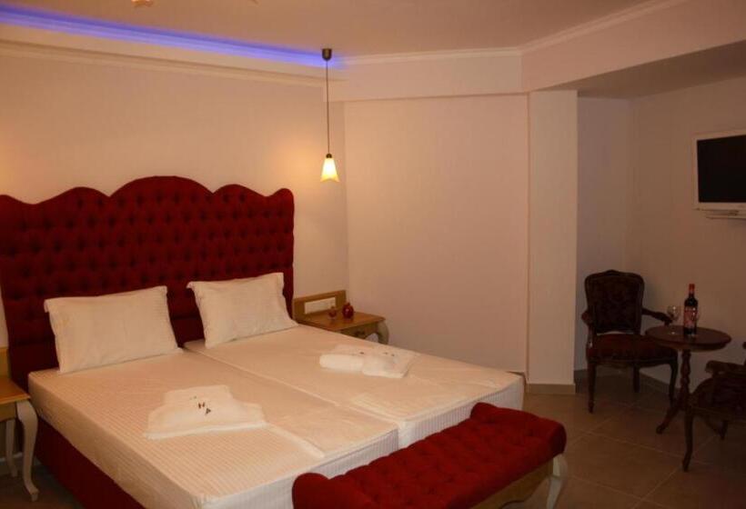 パノラミックビュースイート, Palatino