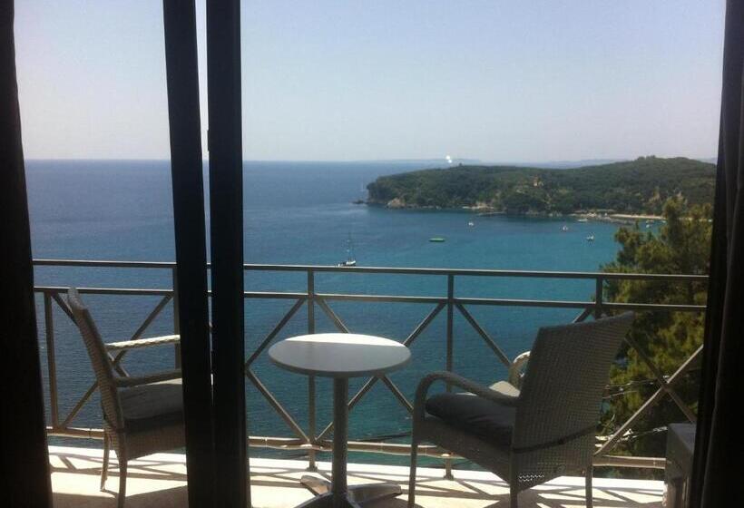 オーシャンビューデラックスルーム, Palatino