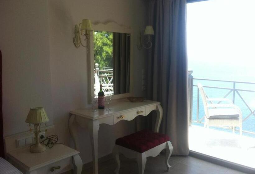 חדר דלוקס נוף לים, Palatino