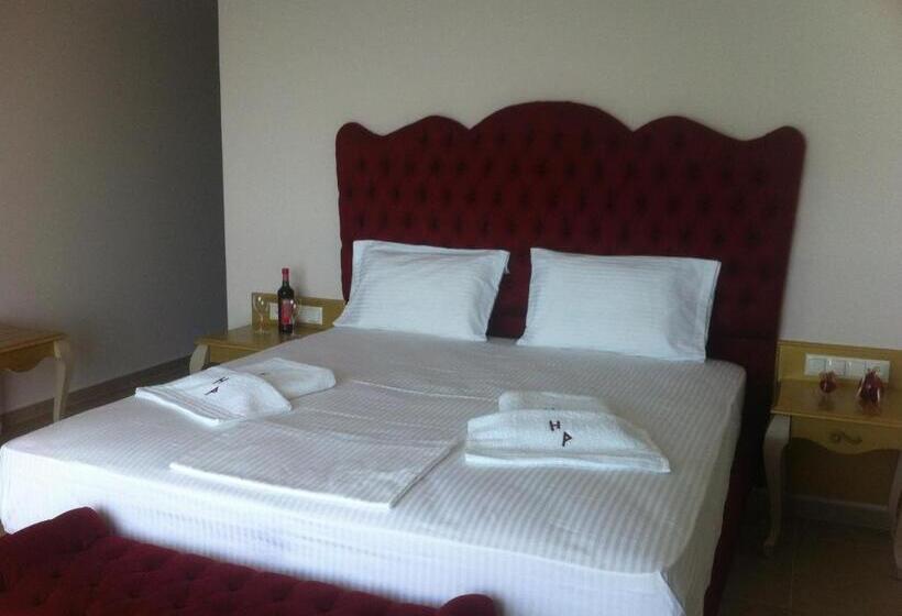 パノラミックビュースイート, Palatino