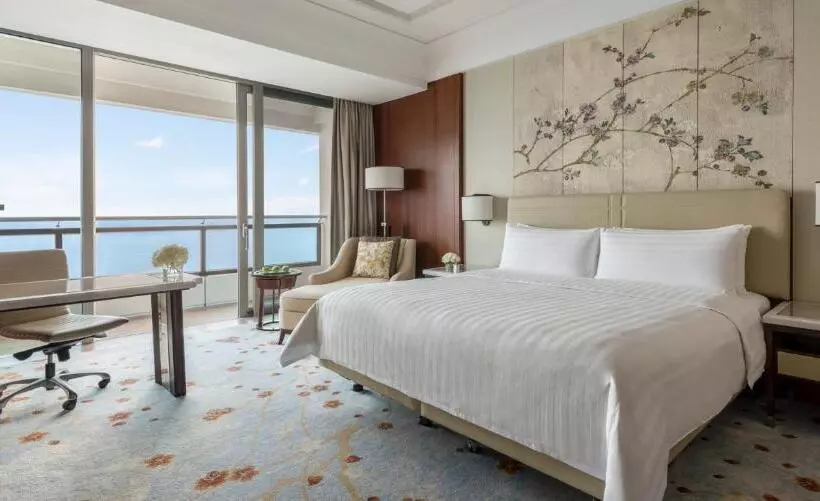 キングサイズベッドのデラックスルーム, Shangrila Qinhuangdao
