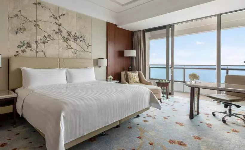 キングサイズベッドのデラックスルーム, Shangrila Qinhuangdao