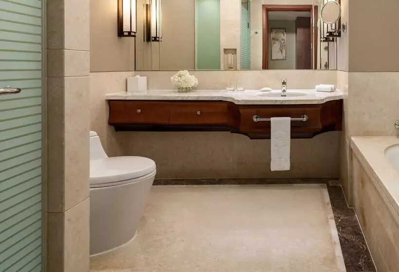 オーシャンビューデラックスルームバルコニー付き, Shangrila Qinhuangdao
