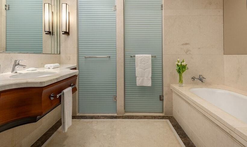 海景标准间带阳台, Shangrila Qinhuangdao