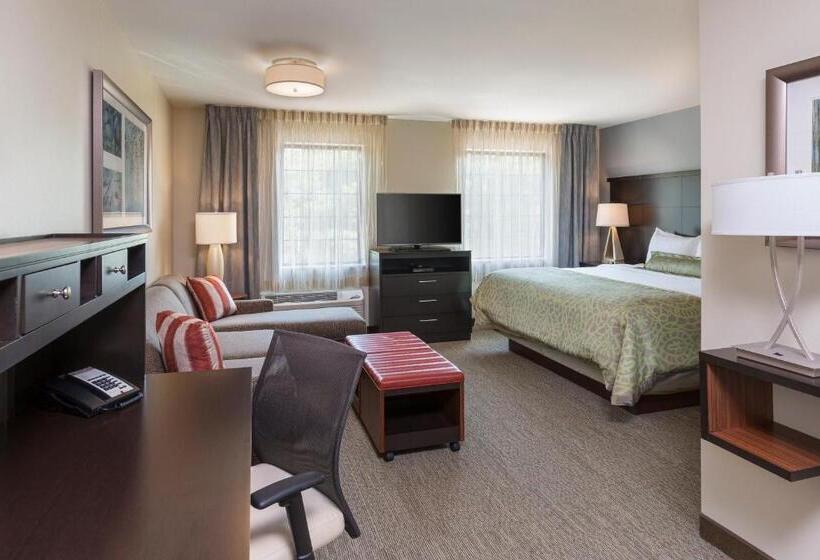 디럭스 스위트 킹 침대, Staybridge Suites Canton, An Ihg