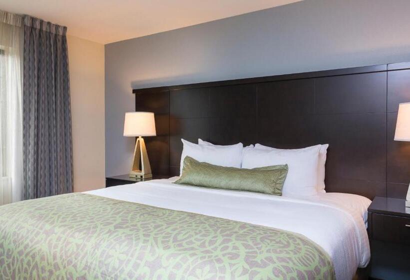 Номер Стандарт Адаптированный для Инвалидов, Staybridge Suites Canton, An Ihg